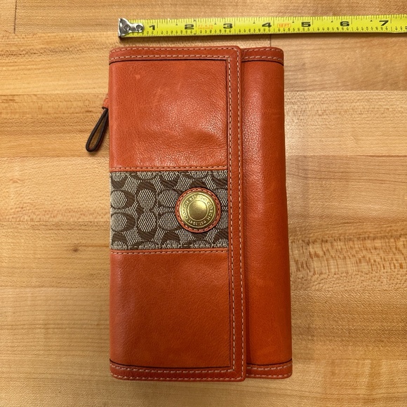 NEW old stock Coach ERGO trifold women's wallet w/removable check book insert - Picture 13 of 13